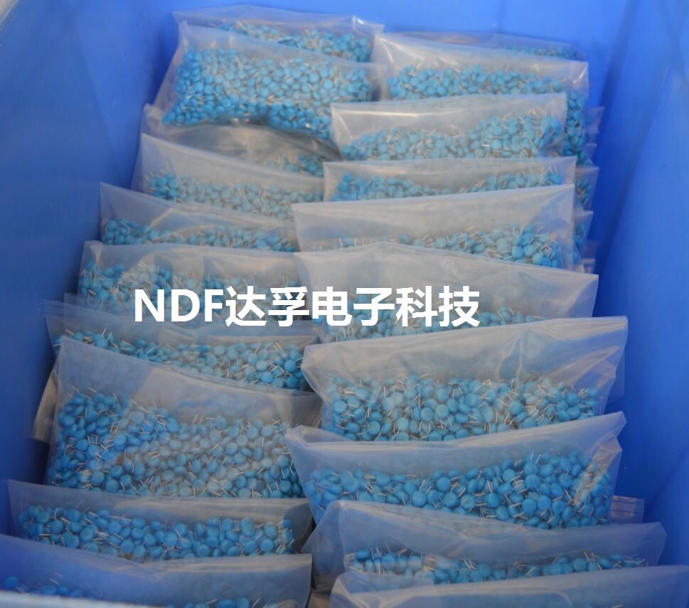 什么是高壓瓷片電容器？